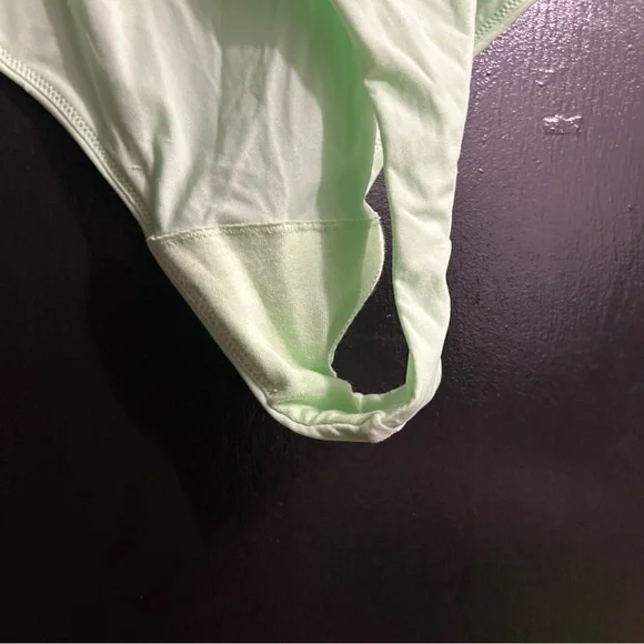 🆕 Aerie SMOOTHEZ Scoop Mint Green Bodysuit Medium Spaghetti Strap Bodysuit - Picture 5 of 8